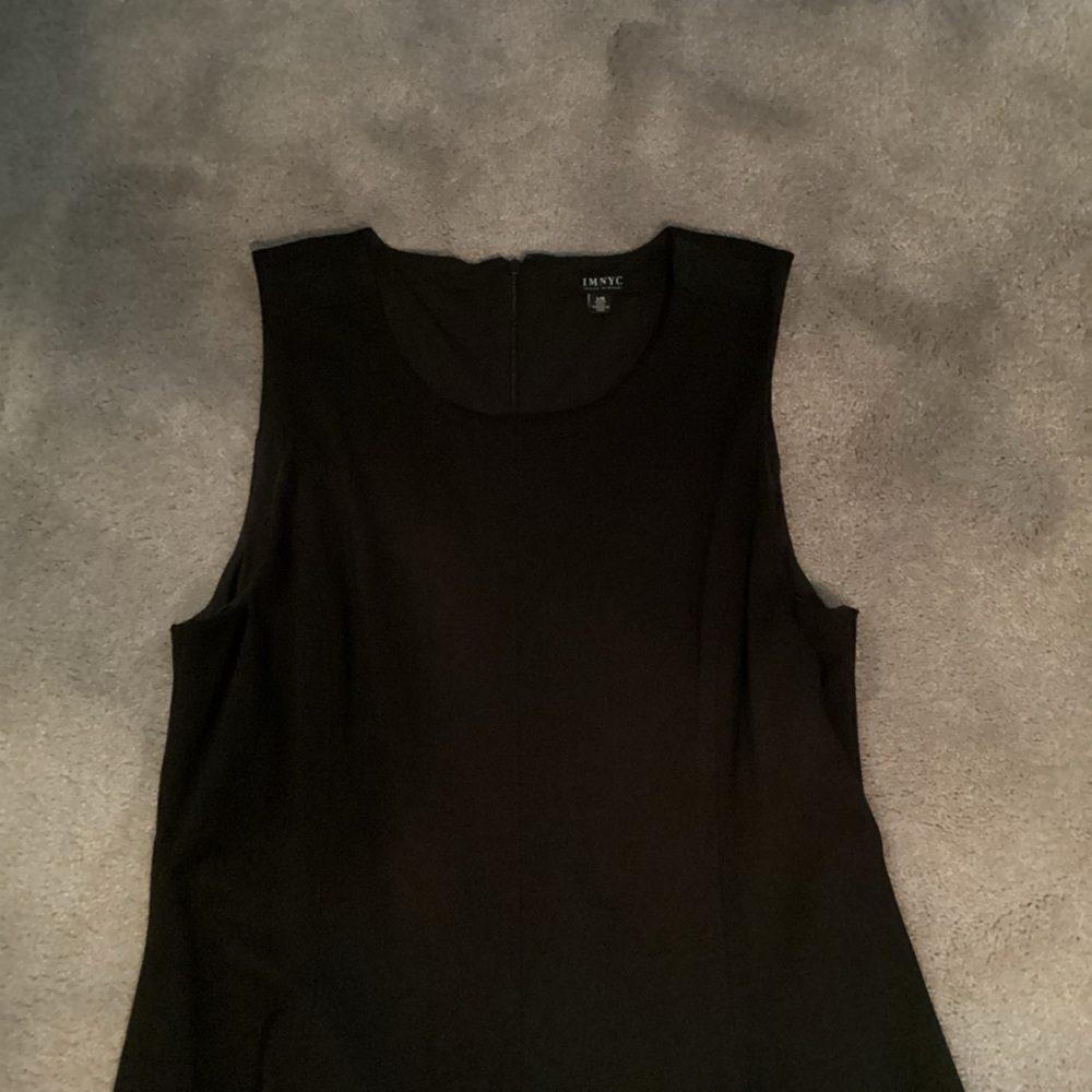 Dress - Picture 6 of 7
